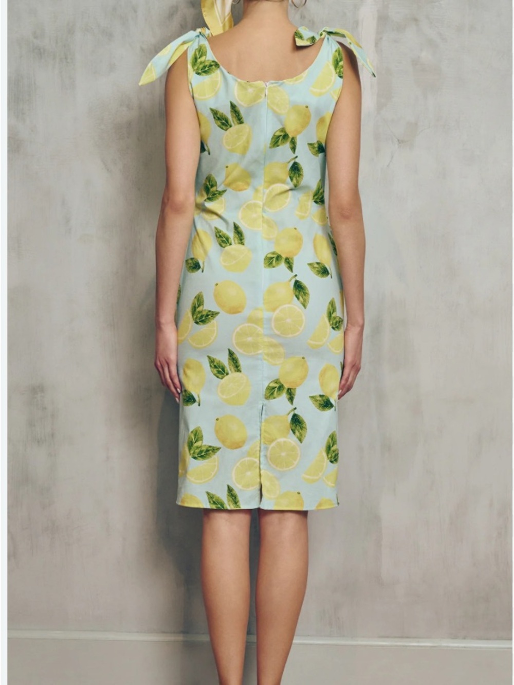 Hidden Lillium-Sleeveless Verona Light Blue Lemon Print Midi Dress - Picture 3 of 12